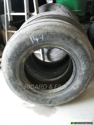Pneu agricole Dunlop Avion 38x11 - 1