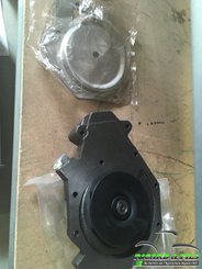 Pièce tracteur Renault Pompe 28/130-268 - 1