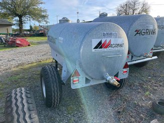 Tonne à eau Agrimat 2000L intégrée - 2
