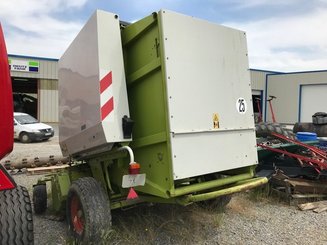 Presse à balles rondes Claas VARIANT180 - 2
