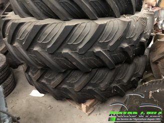 Roues Deutz-Fahr Deutz-Fahr Paire de roues 13.6R38 pour Deutz Agrofarm - Roues - 1