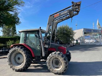 Tracteur agricole Massey Ferguson 4335 - 1