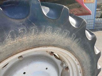 Tracteur agricole Massey Ferguson 4335 - 8