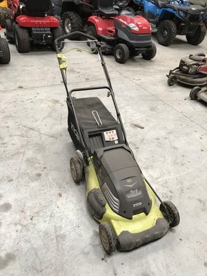 Tondeuse poussée et tractée Ryobi RLM4852L - 1