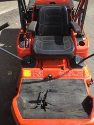 Tondeuse autoportée Kubota GZD15HDII - 4