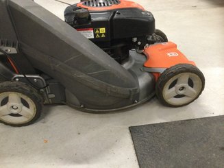 Tondeuse poussée et tractée Husqvarna LC53BE - 4