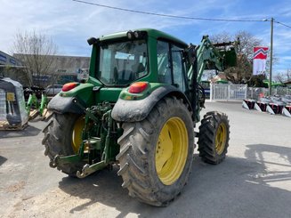 Tracteur agricole John Deere 6220 - 2