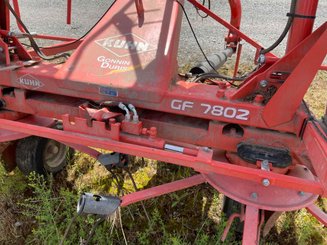 Faneur Kuhn GF 7802 - 9