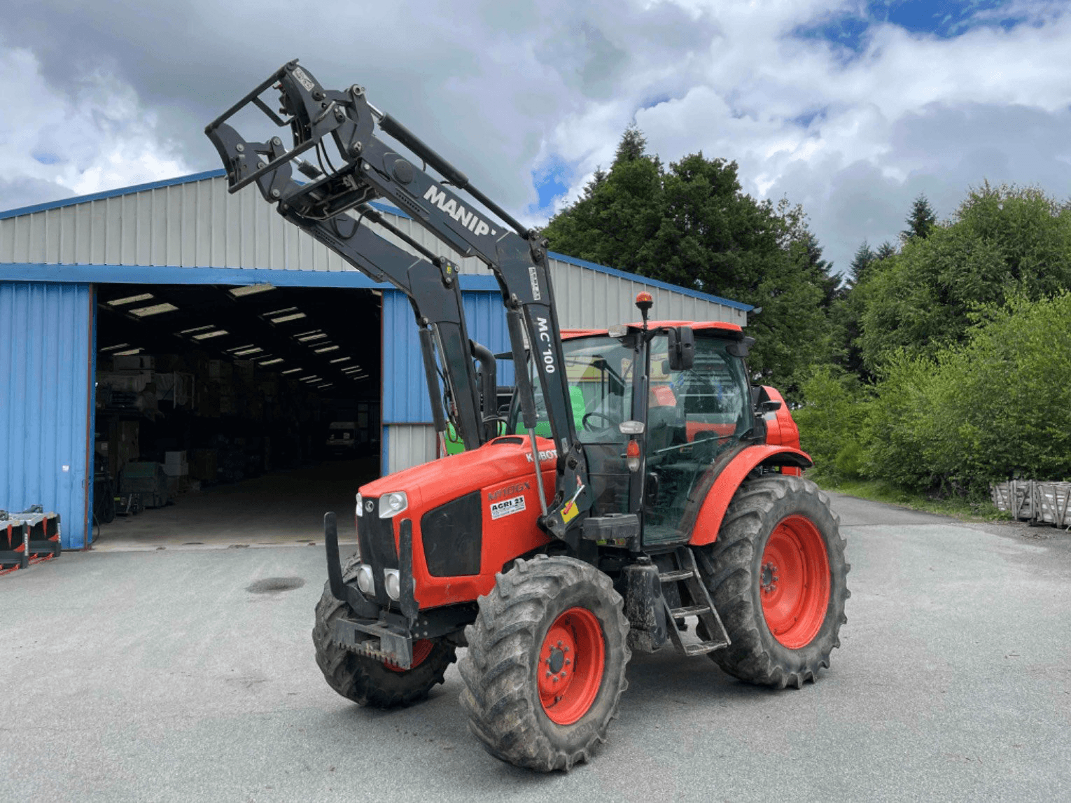Tracteur agricole Kubota M110GX