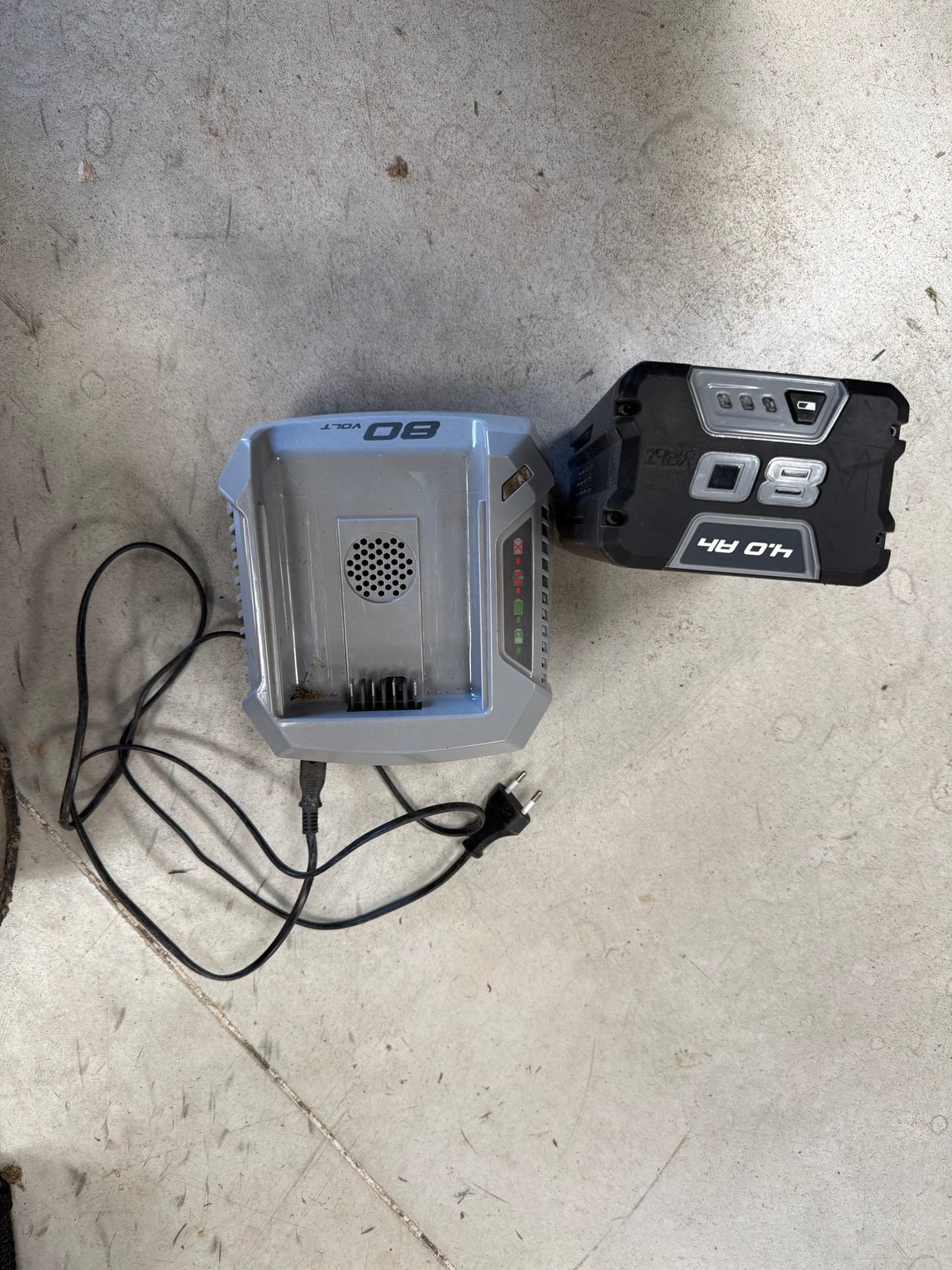Tondeuse poussée et tractée Stiga COMBI43SAE