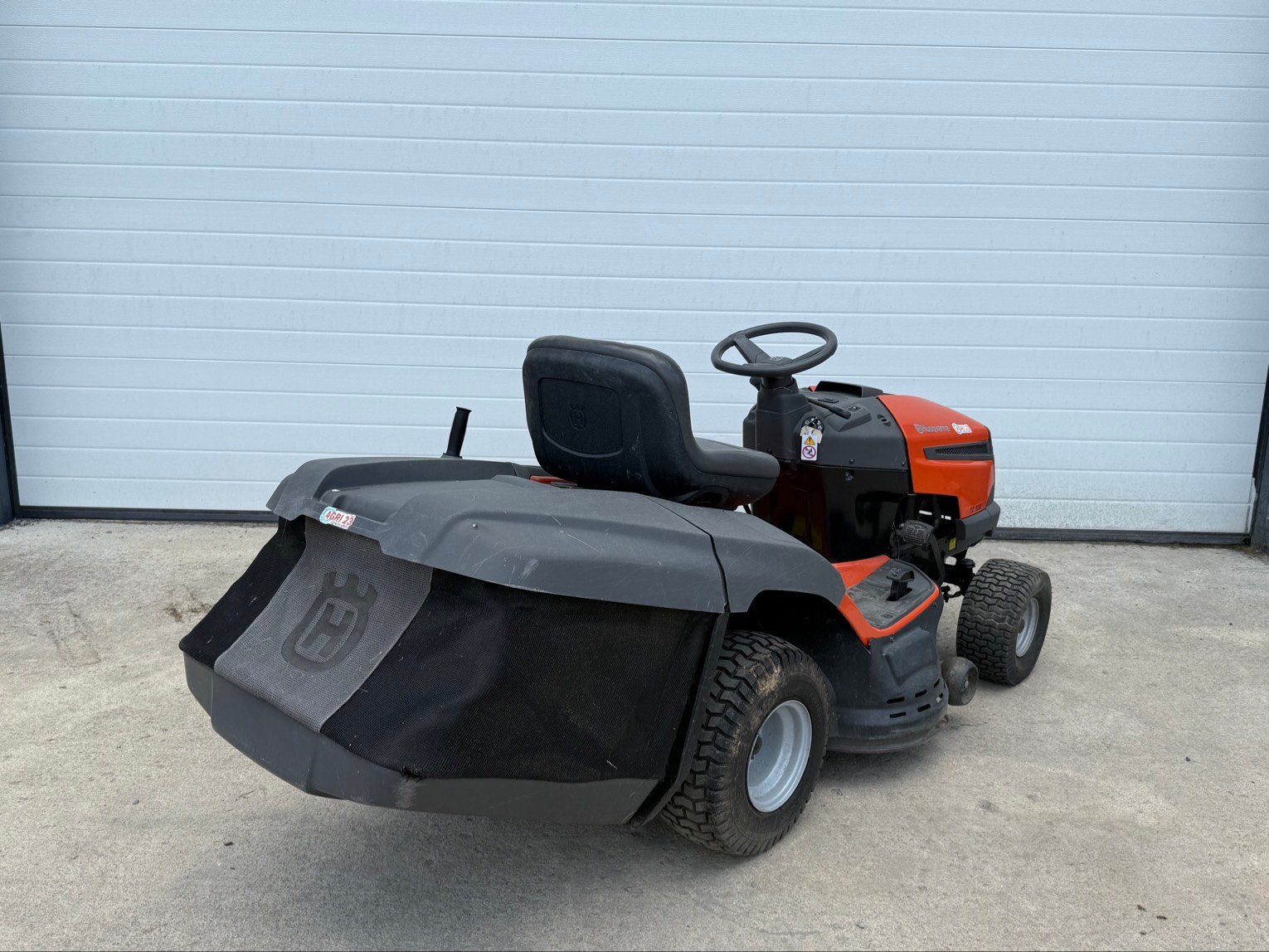 Tondeuse autoportée Husqvarna TC138