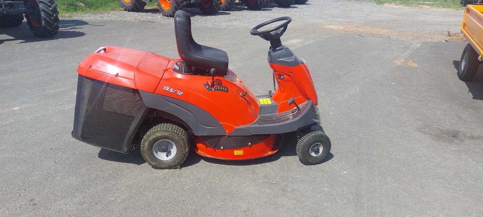 Tondeuse autoportée Colombia PA135C72