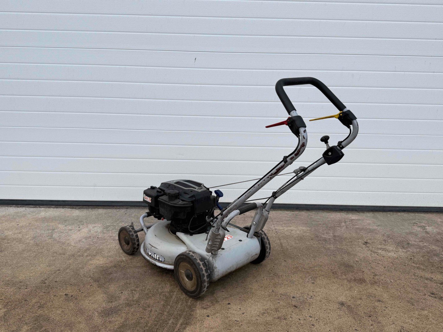 Tondeuse poussée et tractée Grin PM53PRO