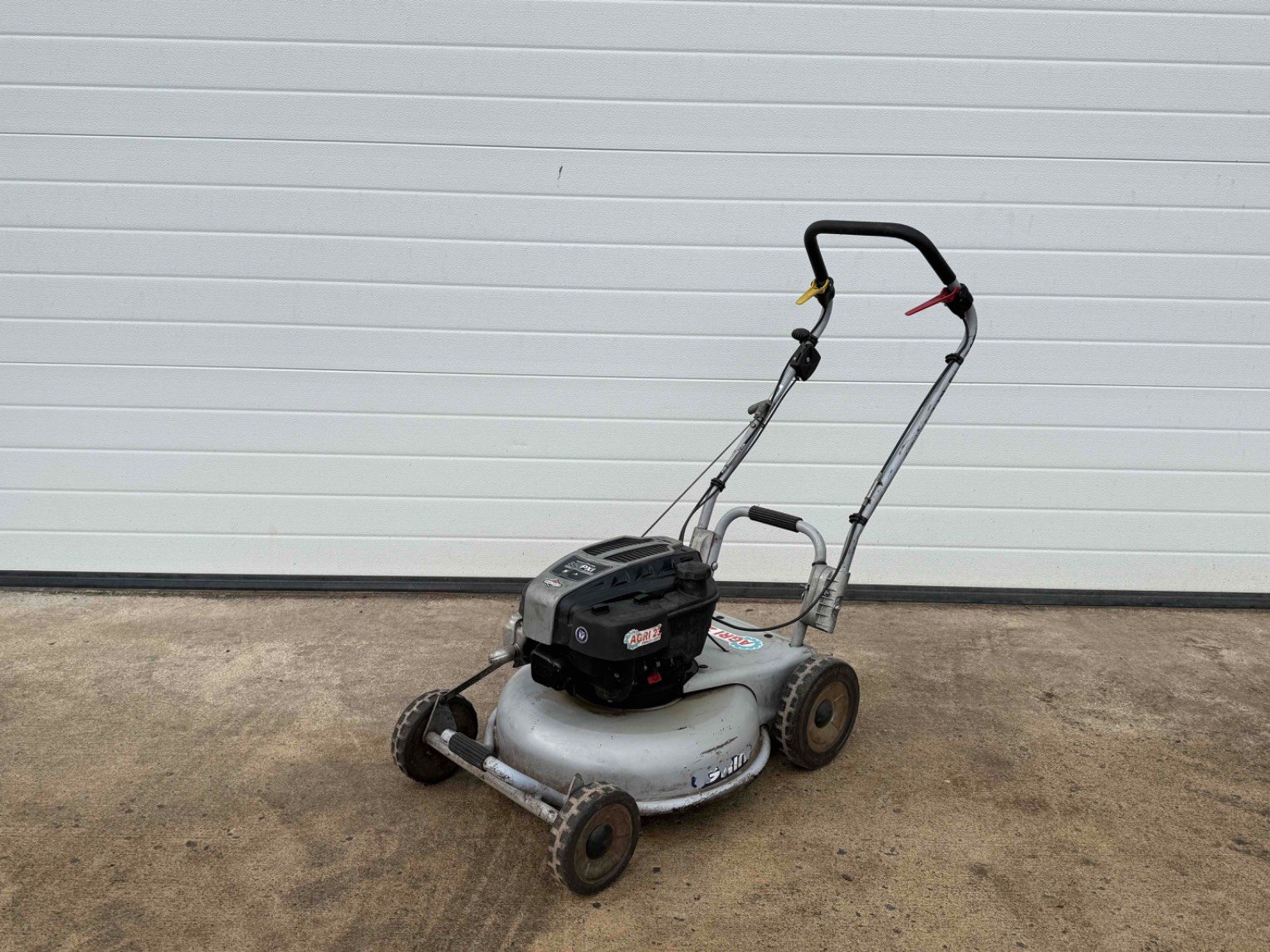 Tondeuse poussée et tractée Grin PM53PRO