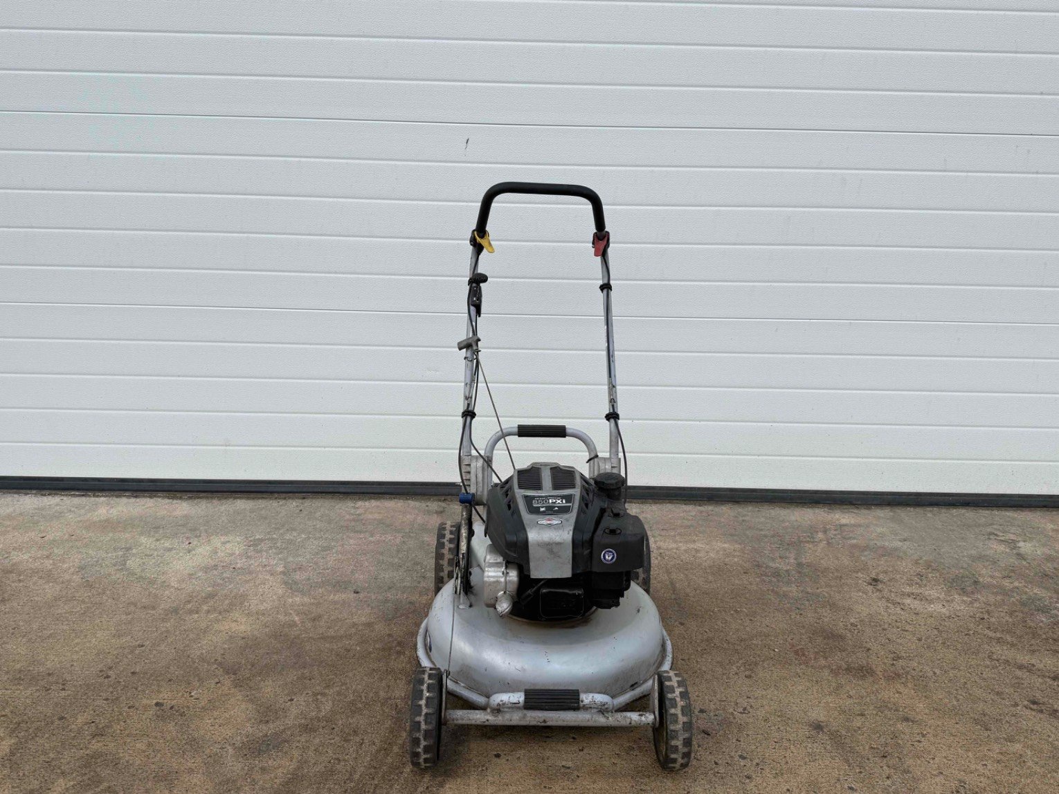 Tondeuse poussée et tractée Grin PM53PRO