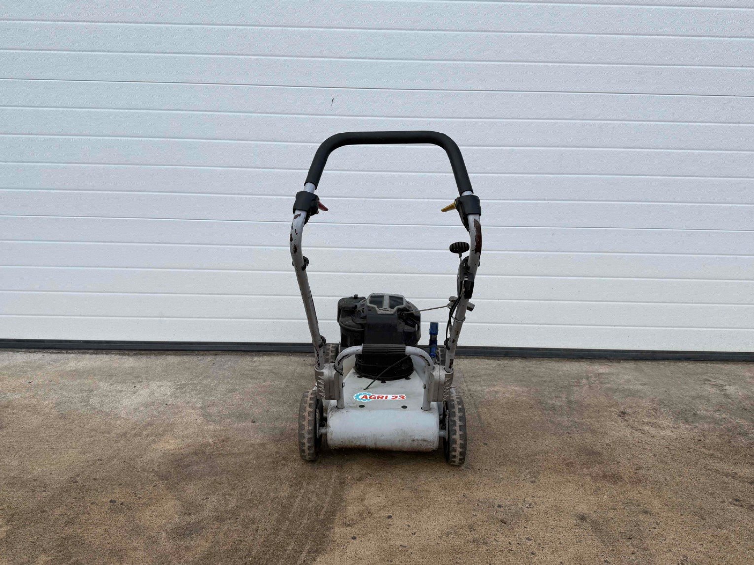 Tondeuse poussée et tractée Grin PM53PRO