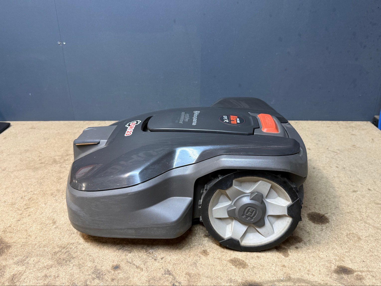 Robot de tonte Husqvarna AUTOMOWER 315MII