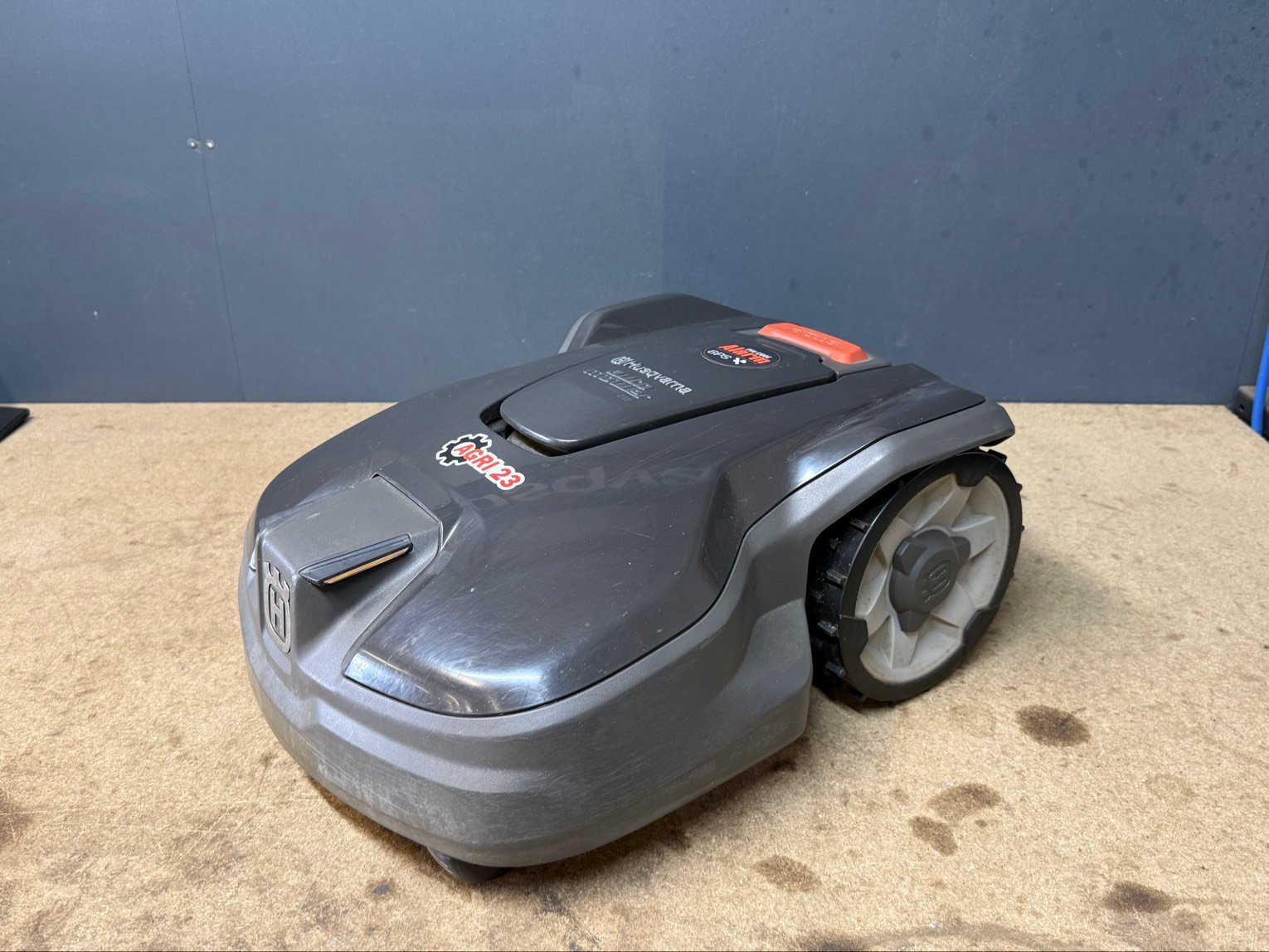 Robot de tonte Husqvarna AUTOMOWER 315MII
