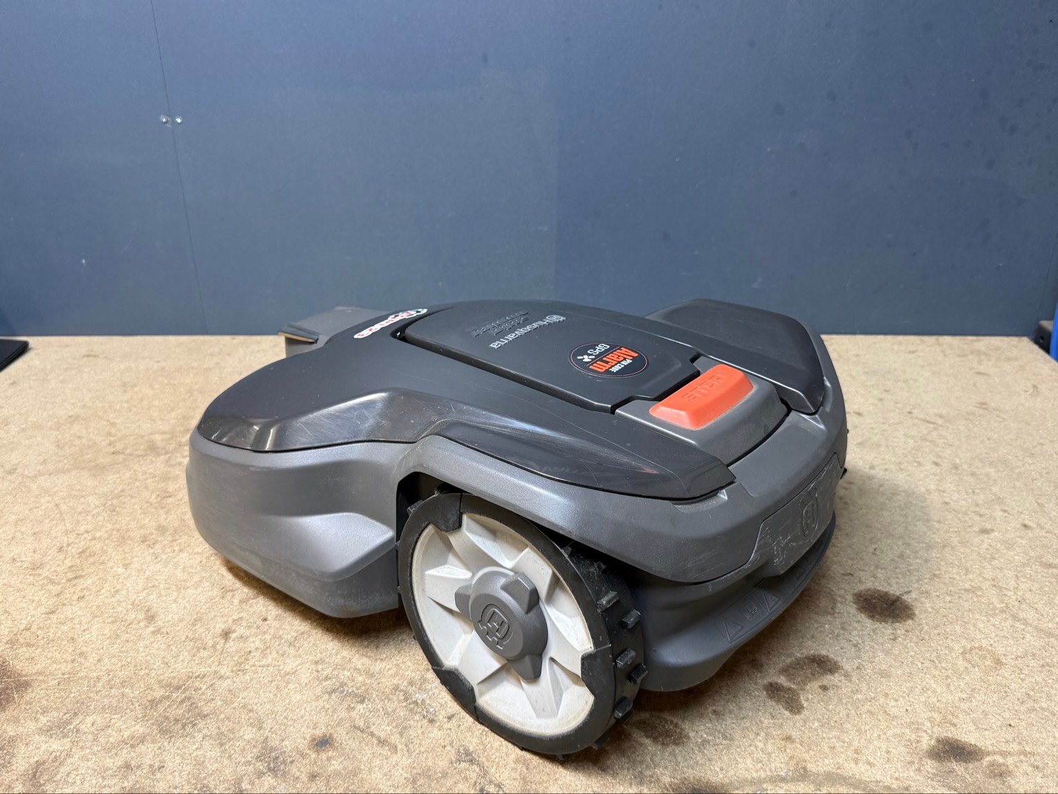 Robot de tonte Husqvarna AUTOMOWER 315MII