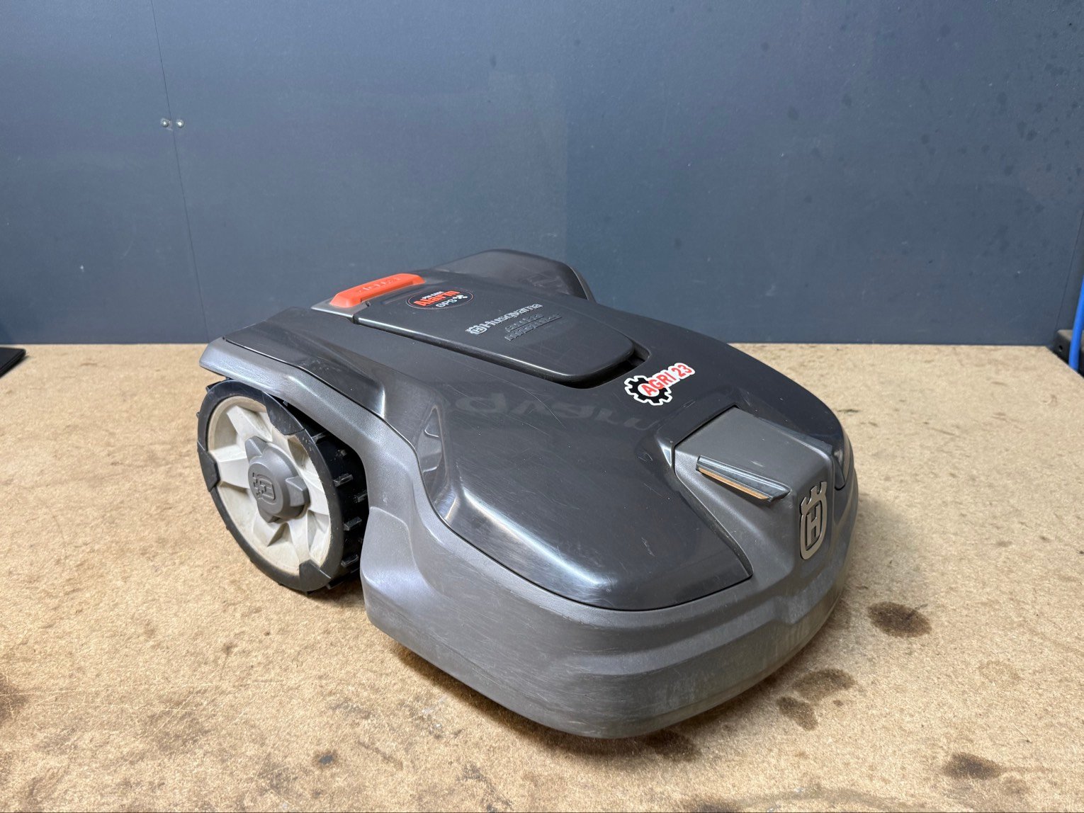 Robot de tonte Husqvarna AUTOMOWER 315MII