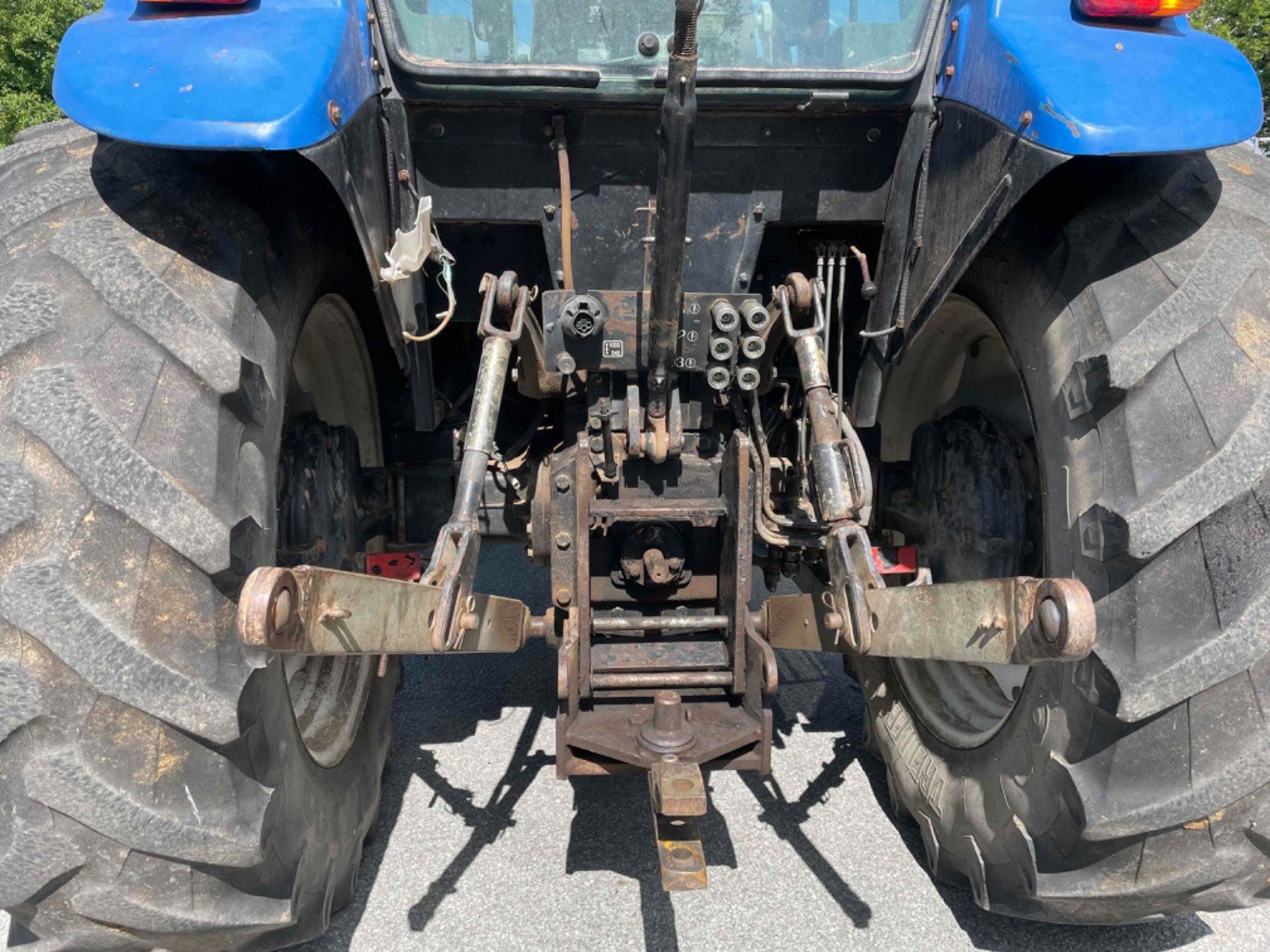Tracteur agricole New Holland TD85D