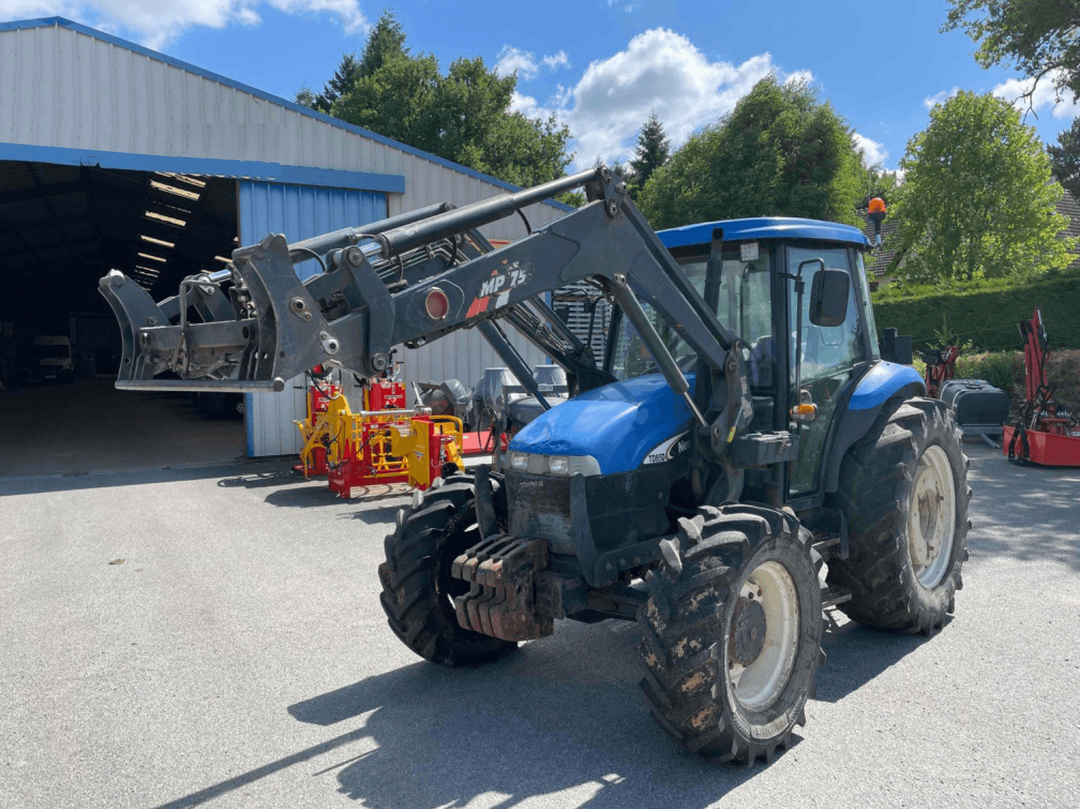 Tracteur agricole New Holland TD85D