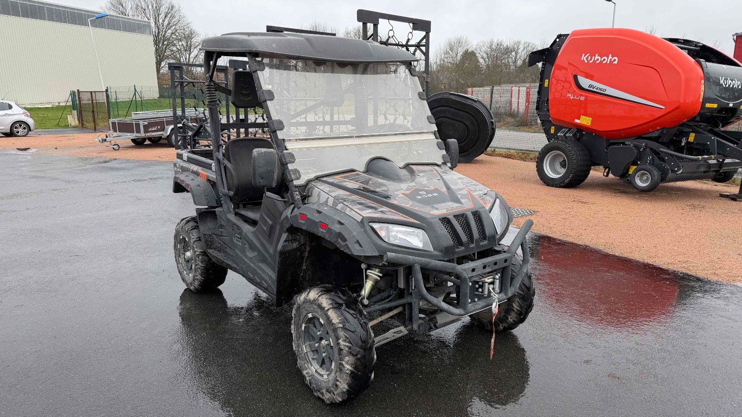 Quad - transporteur Goes 700 UTX EPS