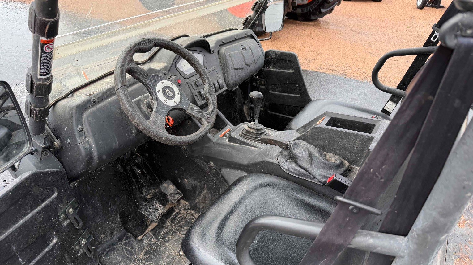 Quad - transporteur Goes 700 UTX EPS