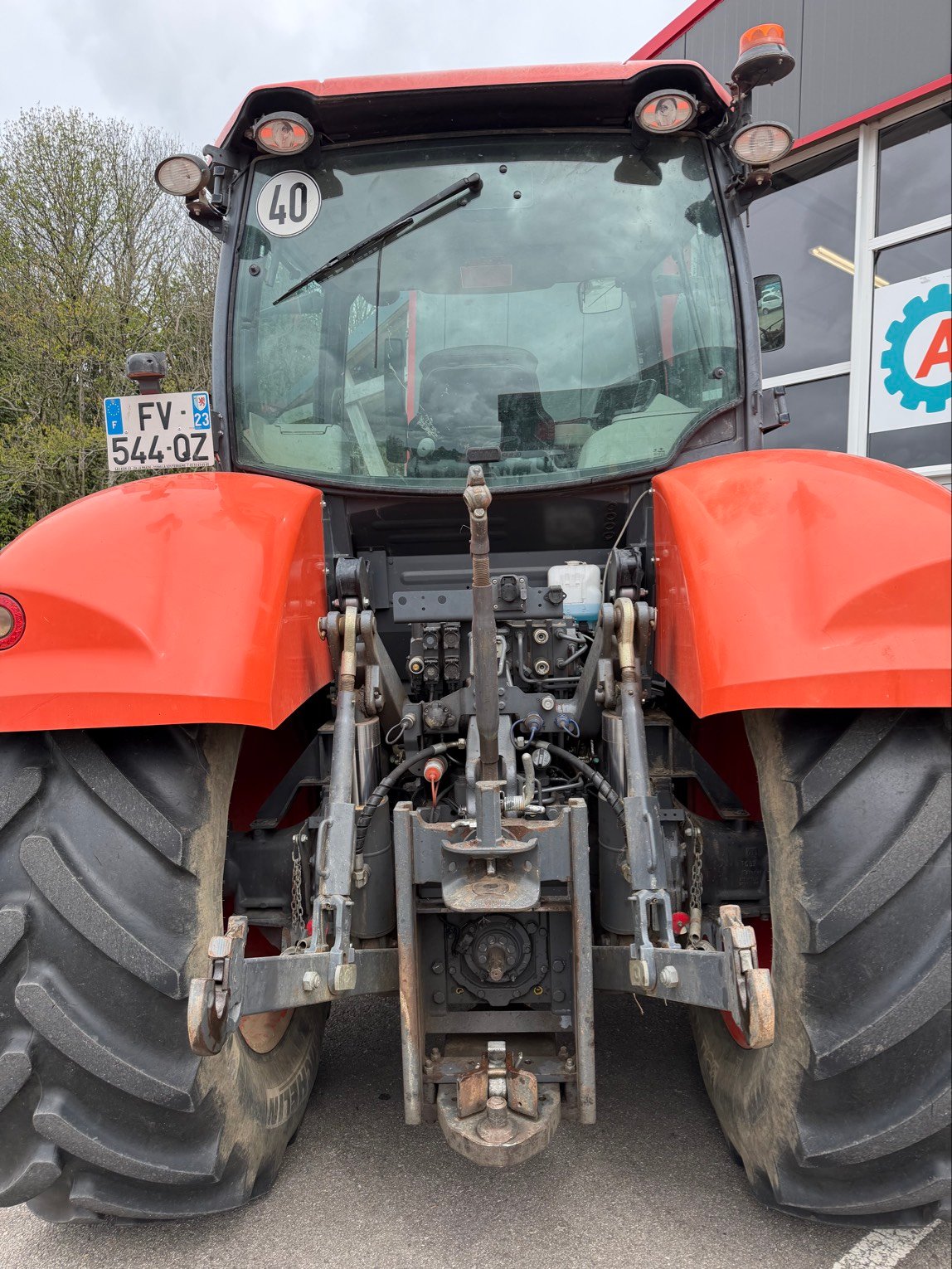 Tracteur agricole Kubota M7131