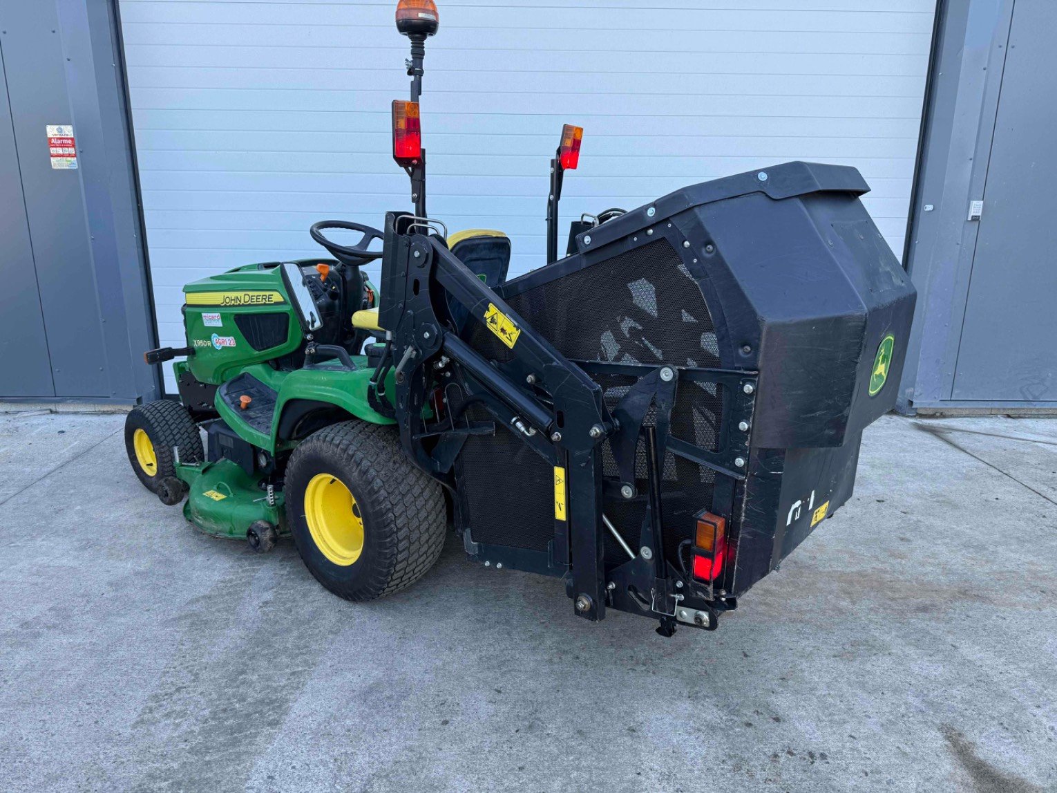 Tondeuse autoportée John Deere X950R