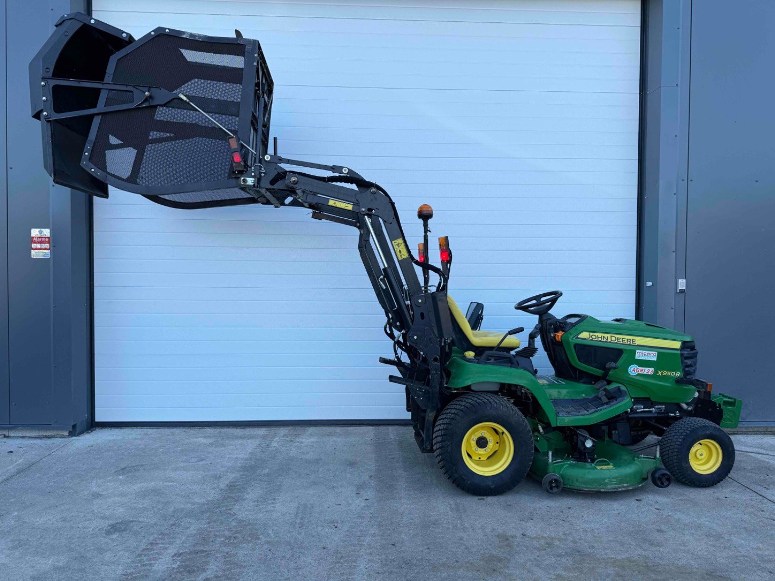 Tondeuse autoportée John Deere X950R