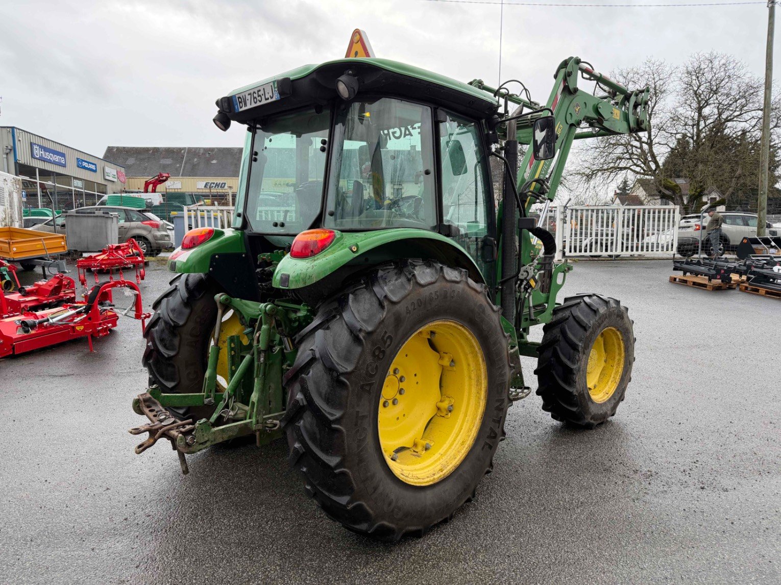 Tracteur agricole John Deere 5090M