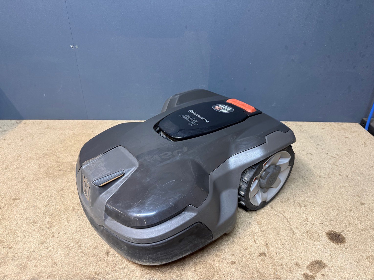 Robot de tonte Husqvarna Automower 415X