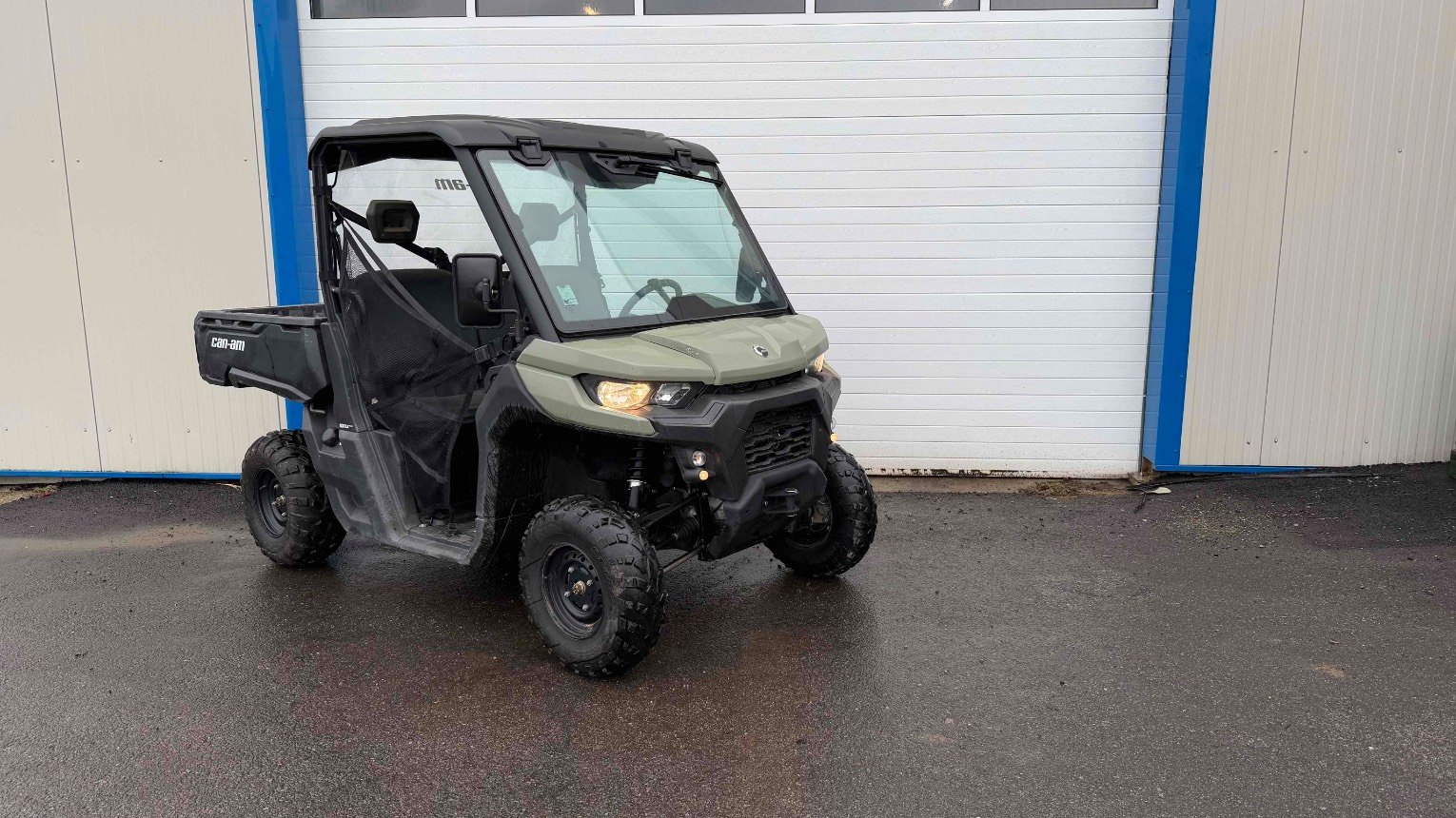 Quad - transporteur Can-am TRAXTER HD5