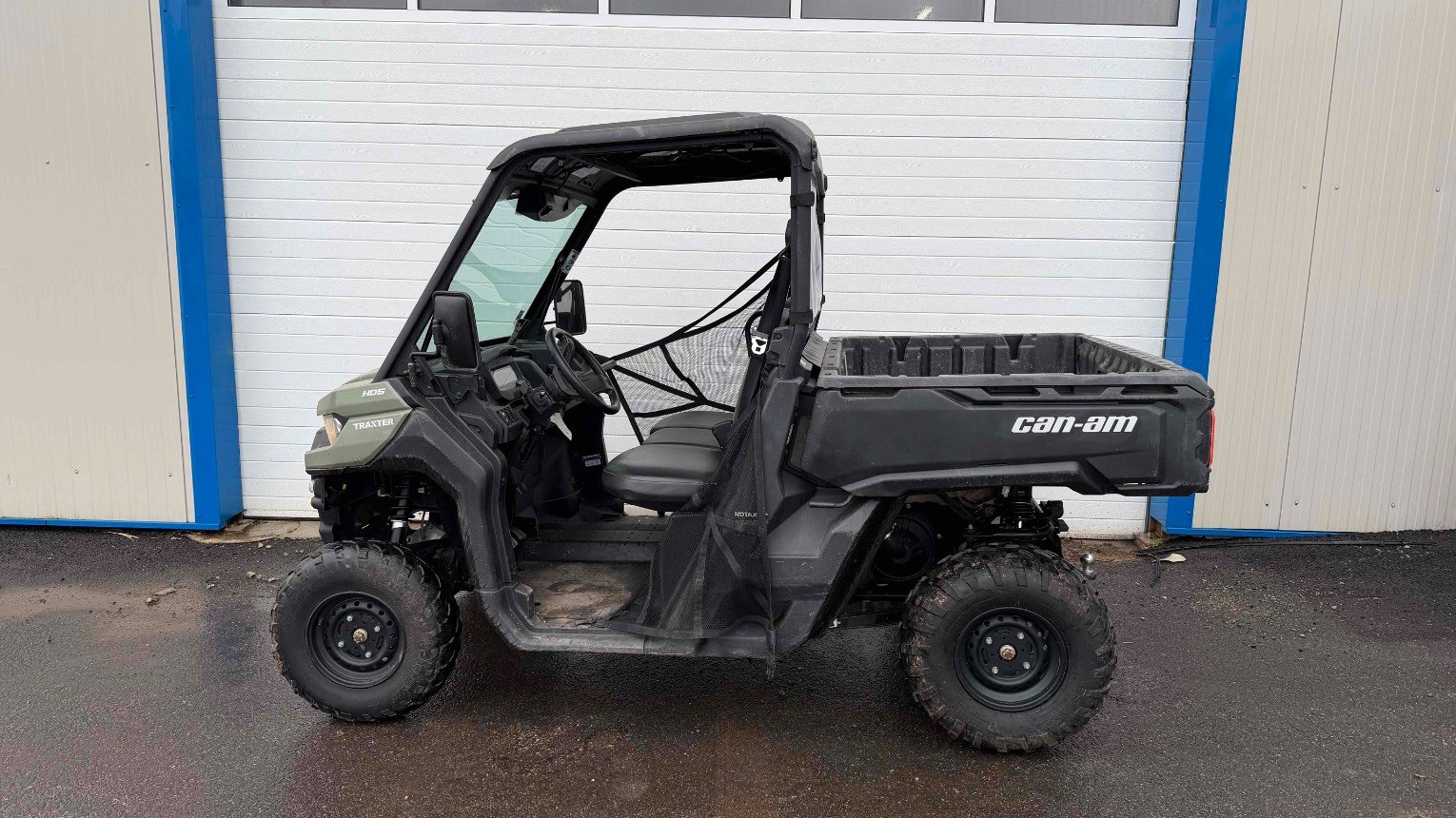 Quad - transporteur Can-am TRAXTER HD5