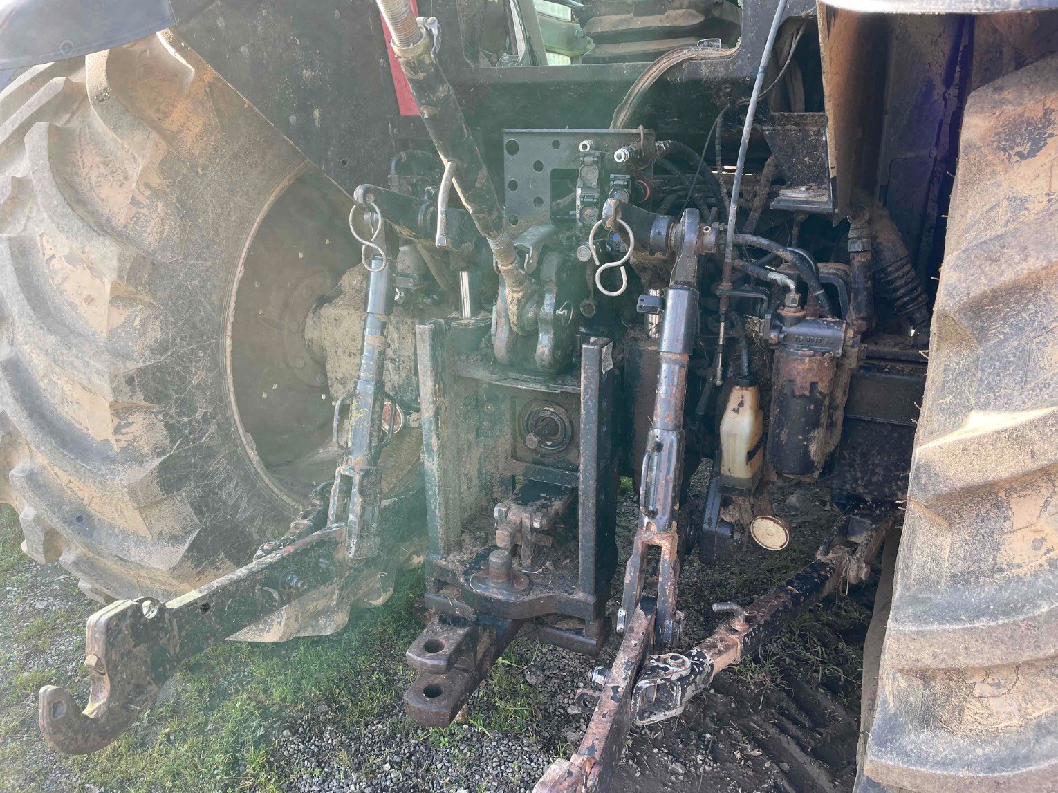 Tracteur agricole Valtra T 120