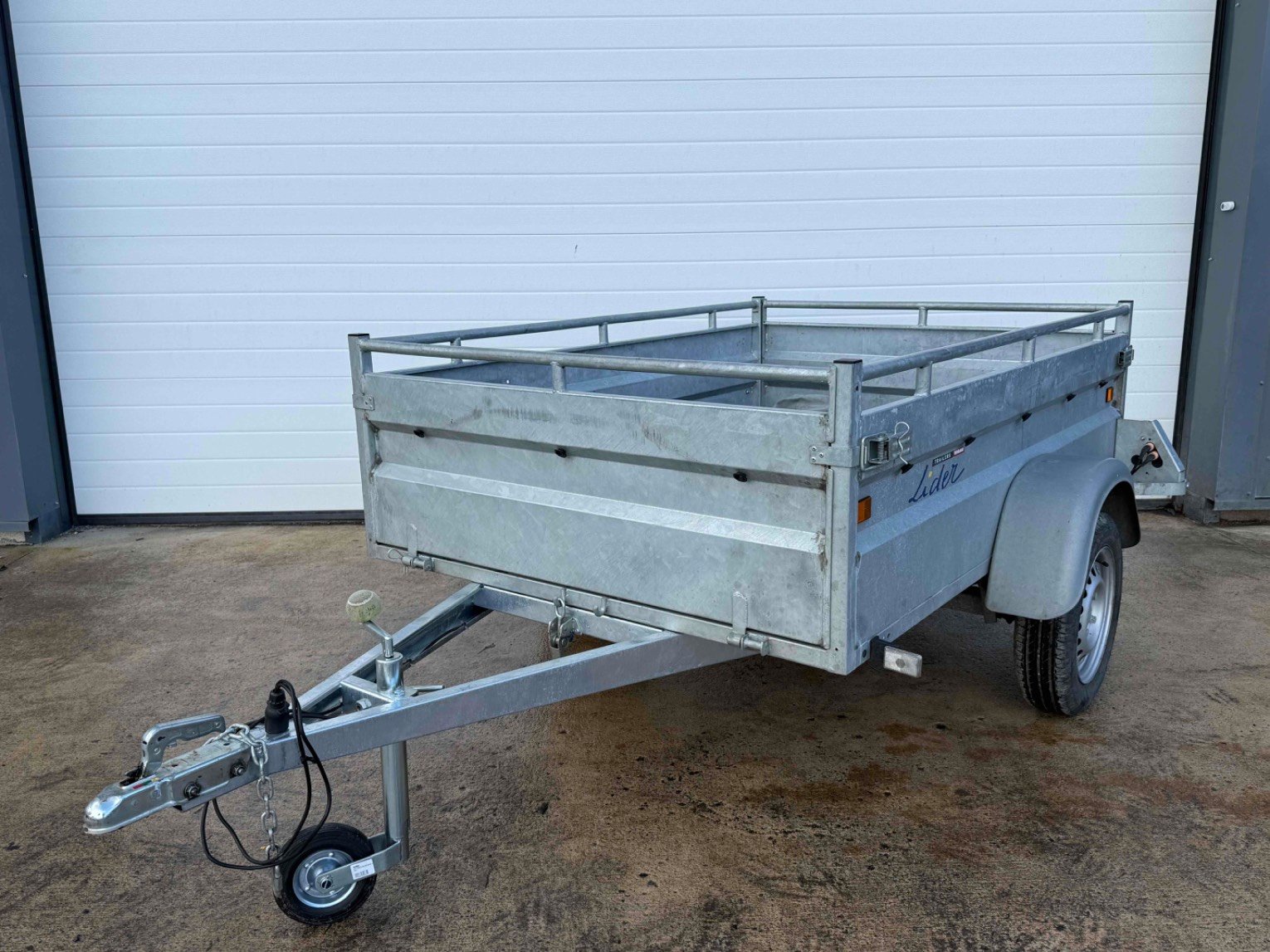 Remorque voiture Lider 39350