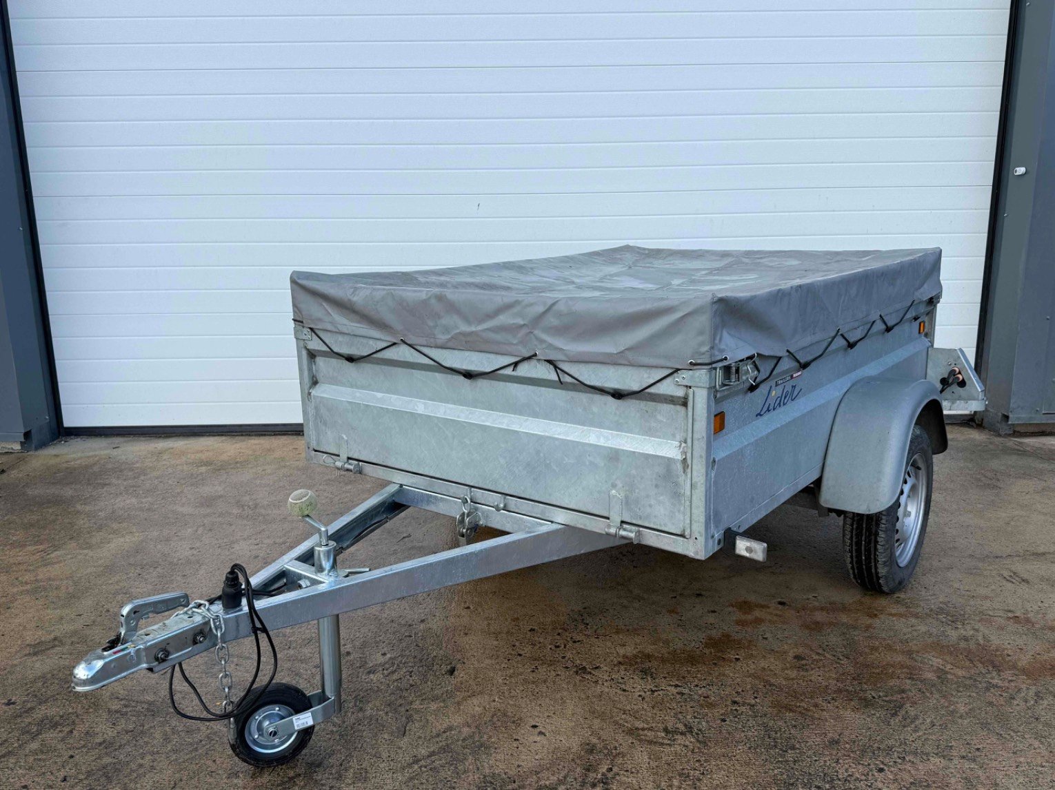 Remorque voiture Lider 39350