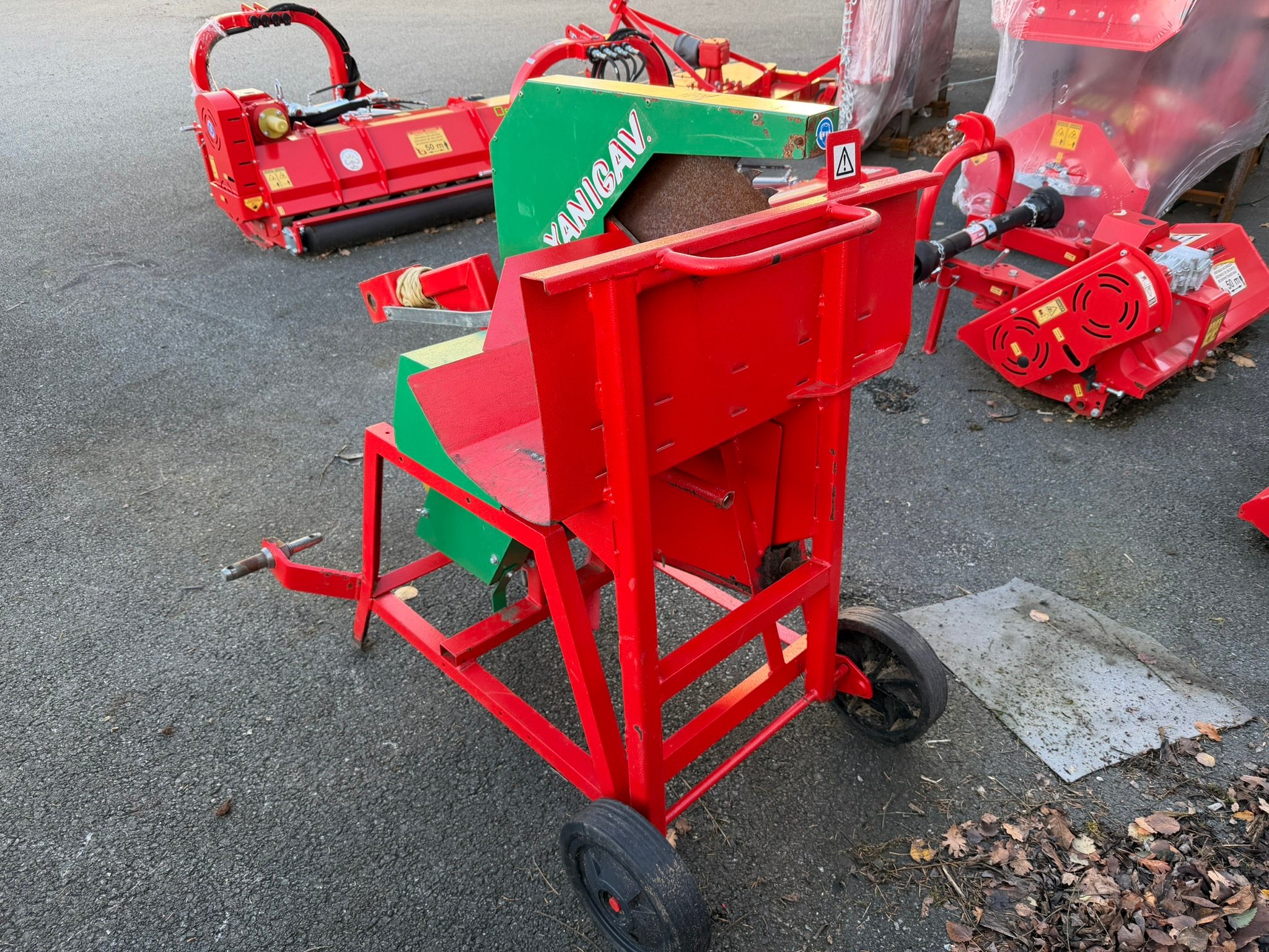 Scie circulaire Yanigav SC700