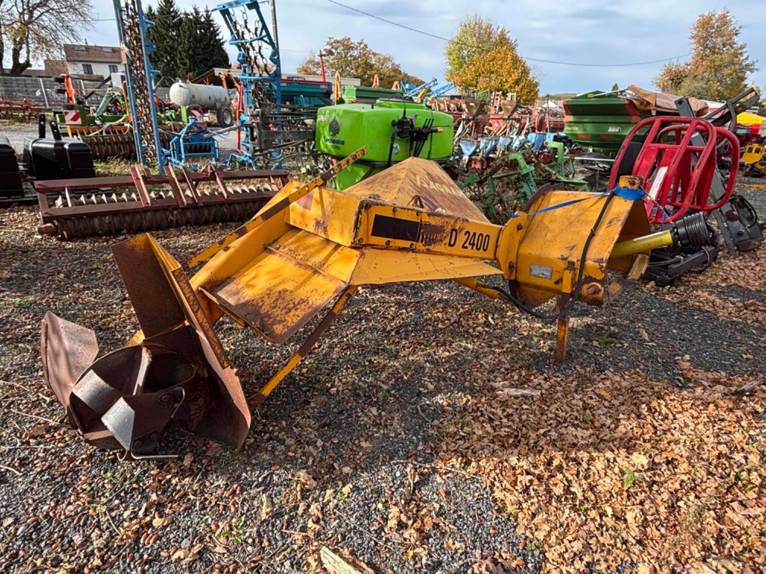 Cureuse de fossés Agram D2400