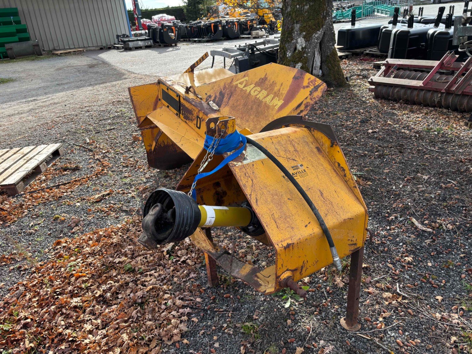 Cureuse de fossés Agram D2400