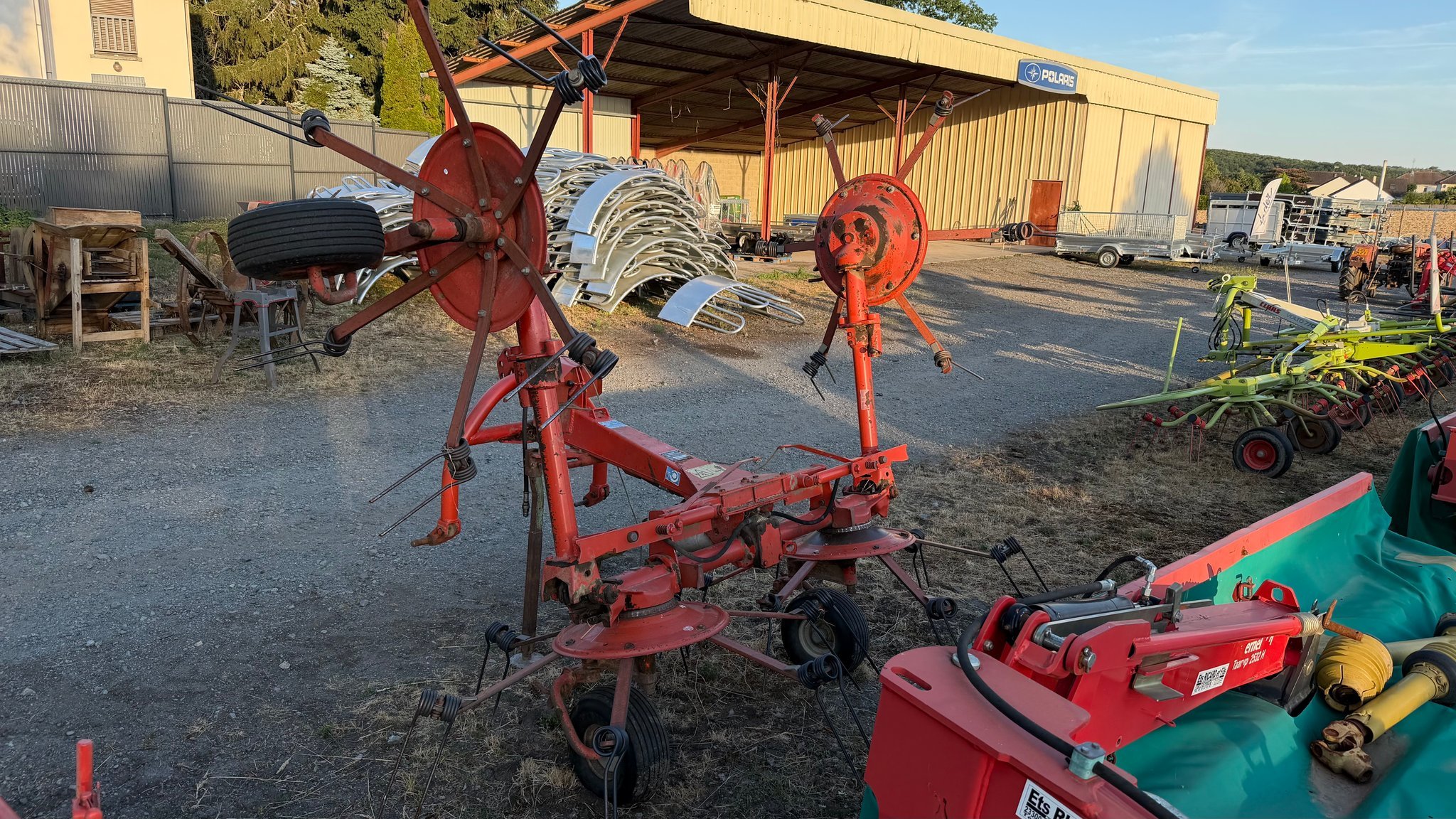 Faneuse Kuhn GF5001MH